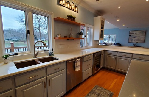 Mayhew House | Updated Lakefront Home w/new Hot Tub & deep water dock, Sleeps 12.