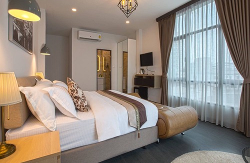 Khlong Tan Hotel | V One Pride - Sukhumvit 22 Bangkok