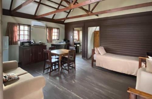 Vredefort House | Vaal de Sioleh