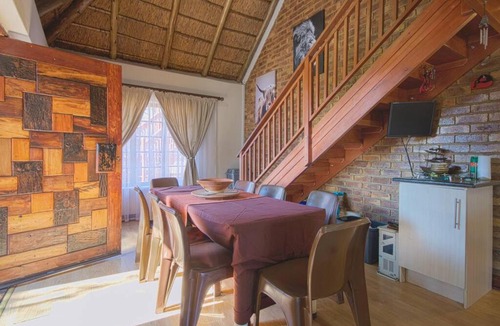 Parys House | Vaal River Lodge Haven