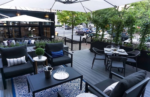 Connecticut Ave - K Street House | Vacation Day Is Always A Great Idea! Near Lincoln Memorial, Pets are Allowed