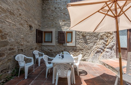 Gattaia House | Vacation Home "Il Mulino Della Cupolina" with Private Terrace, Shared Garden & Wi-Fi