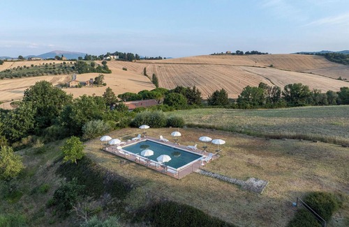 Lidarno House | Vacation Home in Perugia with 3 bedrooms sleeps 6