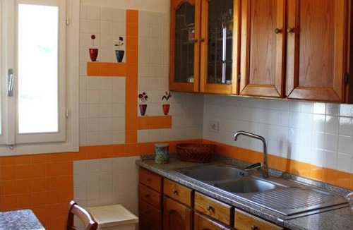 Modigliana House | Vacation Home "Re Piano I Fiori" with Balcony, Shared Pool & Wi-Fi