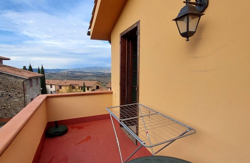 Santa Luce Apartment | Vacation House, between the sea and the hills, ideal for a relaxing vacation.
