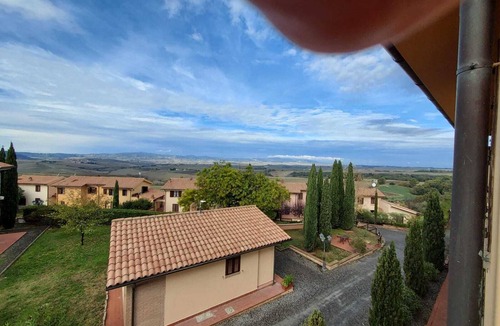 Santa Luce Apartment | Vacation House, between the sea and the hills, ideal for a relaxing vacation.