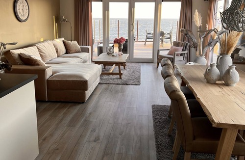 Holysloot Ski Chalet | Vakantie Exclusief Villa Markermeer