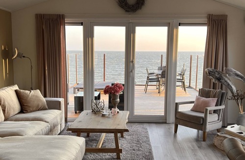 Holysloot Ski Chalet | Vakantie Exclusief Villa Markermeer
