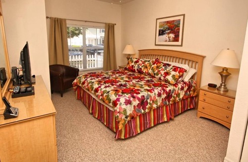 Venetian Bay Villages House | VB047 Renovated, Modern, Quiet Three Bedroom Home in Venetian Bay