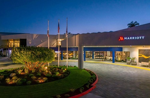 Pierpont Bay Hotel | Ventura Beach Marriott