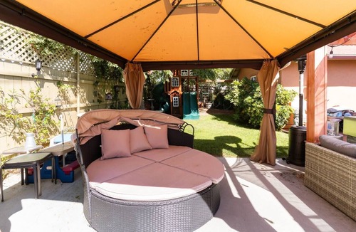 Simi Valley Apartment | Very Cute Simi Valley 1 Bedroom Guest Apartment w/pool