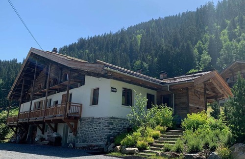 Beaufort Ski Chalet | Very nice cottage for 15 in the heart of Beaufortain