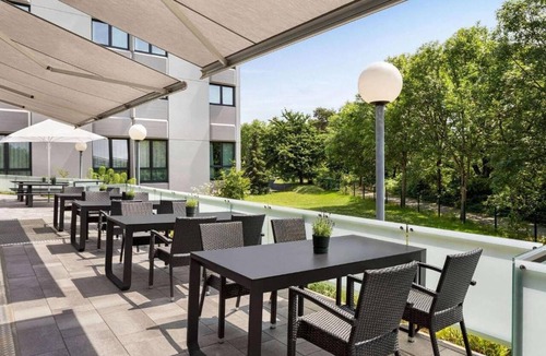 Kelsterbach Apartment | Vienna House Easy Kelsterbach by Sunday Deluxe Room