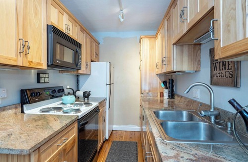 Telluride Cottage | Viking Lodge 103 by Avantstay Stunning Condo, Near Ski Lift