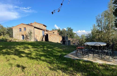 Rosennano Villa | Villa AltoGiardino Chianti Senese
