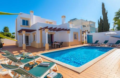 Castelo Villa | Villa Azzurra - com piscina e ping pong em Albufeira