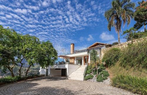 Nogueira House | Villa Bellavista Itaipava, 4 suites, complete and modern