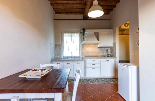 Legoli Villa | Villa Bonriposo with Private Pool, Wi-Fi, and Air Conditioning