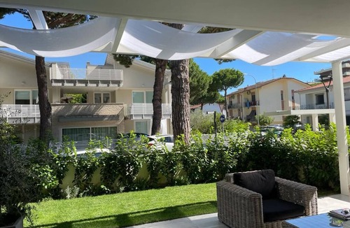 Tagliata Villa | VILLA BRIANZA 30 MT FROM THE SEA
