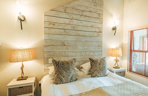 Kleinmond House | Villa Chad Luxury Guesthouse