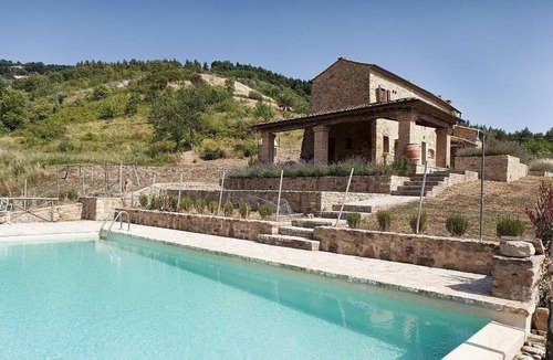 Volterra Villa | Villa Coratina: A characteristic and welcoming two-story villa situated in a quiet location, a few minutes from the town center, with Free WI-FI.