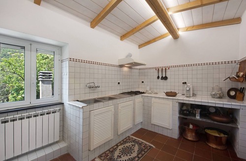 Zoagli Villa | Villa 'Cottage Rustico Con Vista Mare' with Sea View, Shared Terrace and Wi-Fi