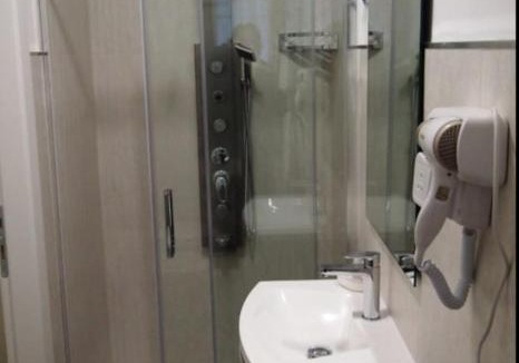 Piacenza House | Villa Cristalli clinica pc