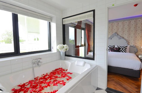 Talat Yot Hotel | Villa De Khaosan by Chillax