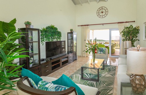Cap Estate Villa | Villa Decaj - Beautiful 2 bedroom Villa with private pool in Cap Estate