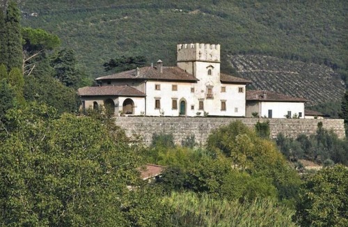 Calenzano House | Villa di Volmiano Ancient villa surrounded by nature, near Florence – Tuscany