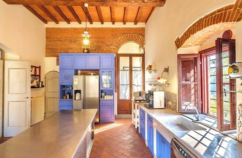 Lubaco Villa | VILLA FIESOLANA - Twelve Bedroom Villa, Sleeps 34