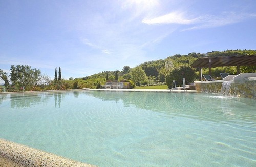 San Macario In Monte House | Villa Fontanile A: An elegant and welcoming apartment that is part of a small villa surrounded by the greenery, with Free WI-FI.