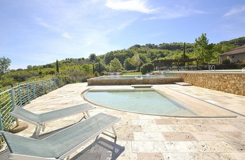 San Macario In Monte House | Villa Fontanile A: An elegant and welcoming apartment that is part of a small villa surrounded by the greenery, with Free WI-FI.