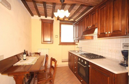 Lano Villa | Villa Gelso Grande: A cozy and welcoming two-story ancient house in the characteristic style of the Tuscan countryside, with Free WI-FI.