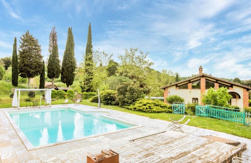 Rapolano Terme Villa | Villa "Il Fornacino" with Pool, Garden & Wi-Fi