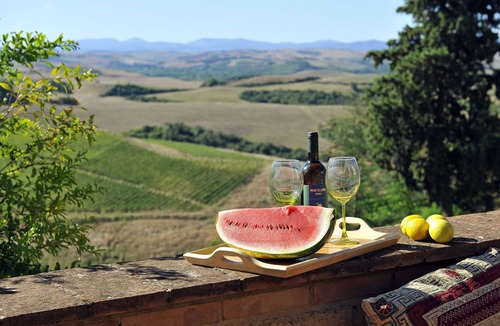 Peccioli Villa | Villa in Montelopio with 5 bedrooms sleeps 13