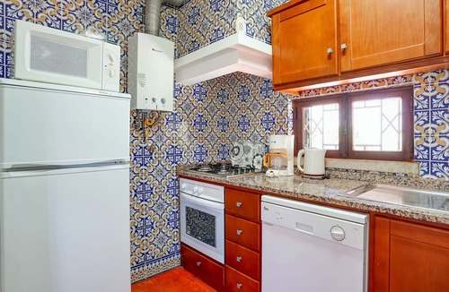 Quarteira Villa | Villa in Vilamoura with Private Pool