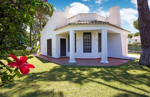 Quarteira Villa | Villa in Vilamoura with Private Pool