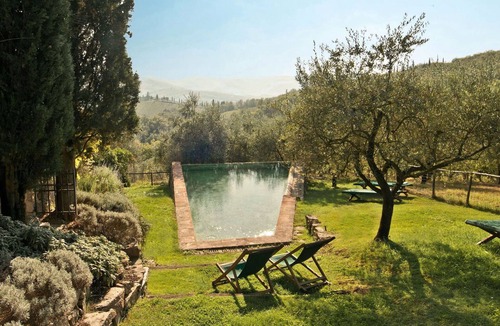 Radda in Chianti Villa | Villa in Volpaia with 6 bedrooms sleeps 12