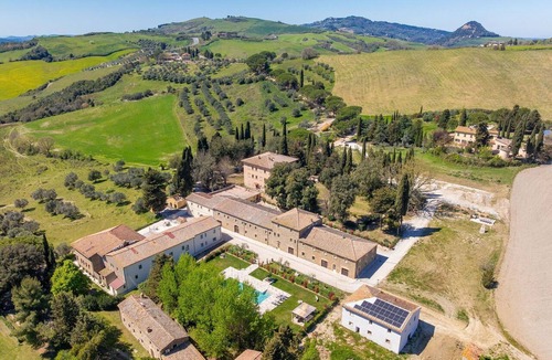 Volterra Villa | Villa in Volterra with 2 bedrooms sleeps 6