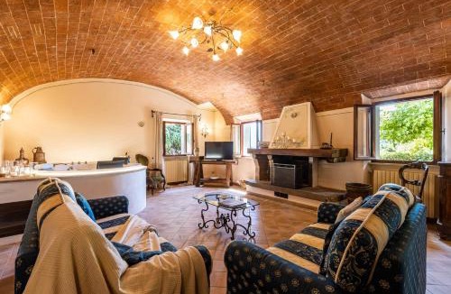Chianni Villa | Villa La Pieve