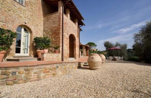 Palaia Villa | VILLA LARINO Luxury villa in Tuscany with breathtaking view
