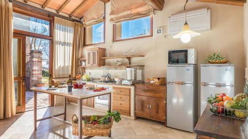 Torre A Castello Villa | Villa Le Chiarne 22, Emma Villas