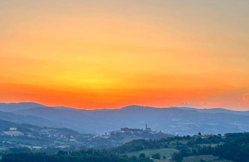 Porrena House | Villa Lux Poggelleri, vista unica sul Casentino