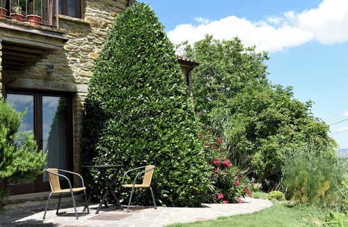 Lunano Apartment | Villa MOKA Apartment EMMA in an old farm(15th century) in Montefeltro(Le Marche)