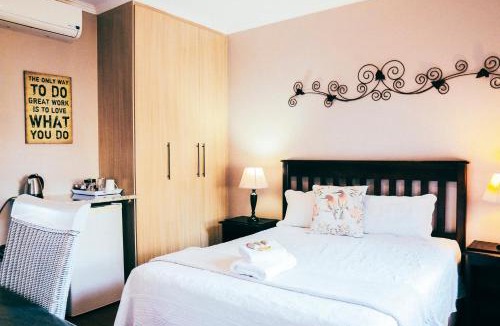 Kathu Bed & Breakfast | Villa Mosaiko