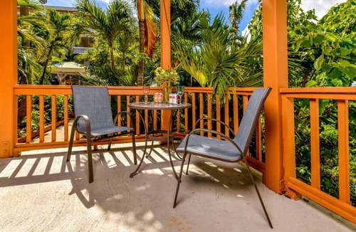 Estate Glucksberg and Grunwald Villa | Villa Papaya: 2 King BR, Pool, AC, near Beach and Cruz Bay