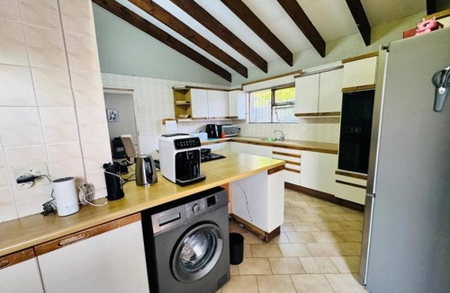 Woodmead Villa | Villa Picasso - 3 Bed Villa