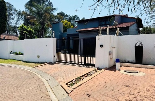 Woodmead Villa | Villa Picasso - 3 Bed Villa