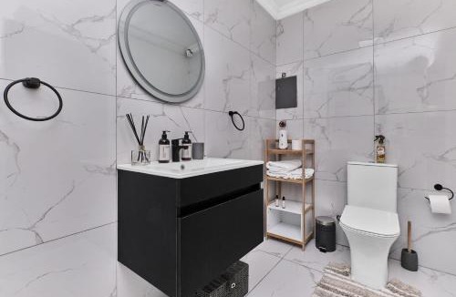 Woodmead Apartment | Villa Picasso Sandton - Executive